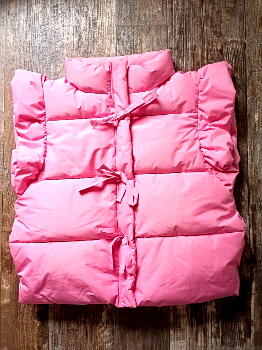 Mainstrip Pink Ruffle Sleeve Puffer Vest Women's M Bow Tie Front Coquette Cottag